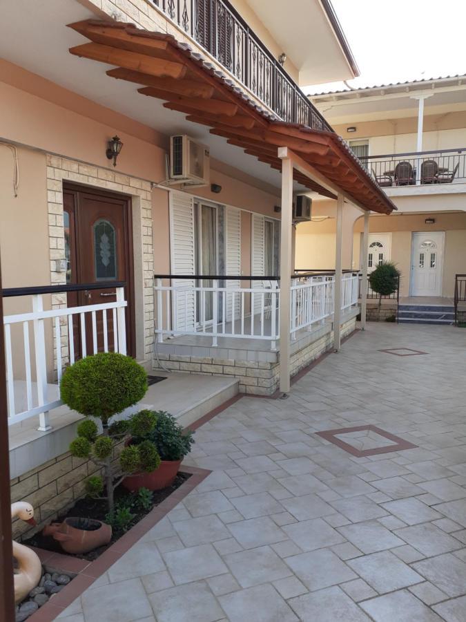Chrysafis Apartments Vrasná Exterior foto